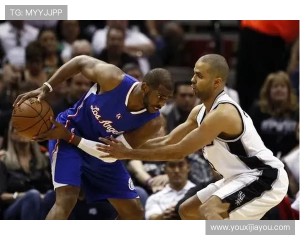 奥林匹亚与柏林阿尔巴的激烈对决揭示篮球战术与团队合作的魅力